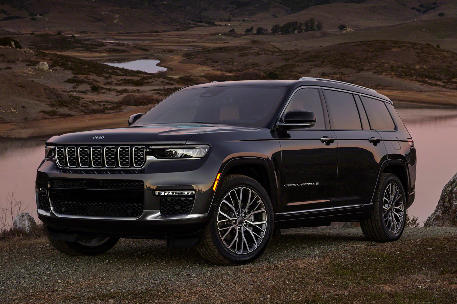 How Does The 2021 Jeep Grand Cherokee L Measure Up? CarBuzz