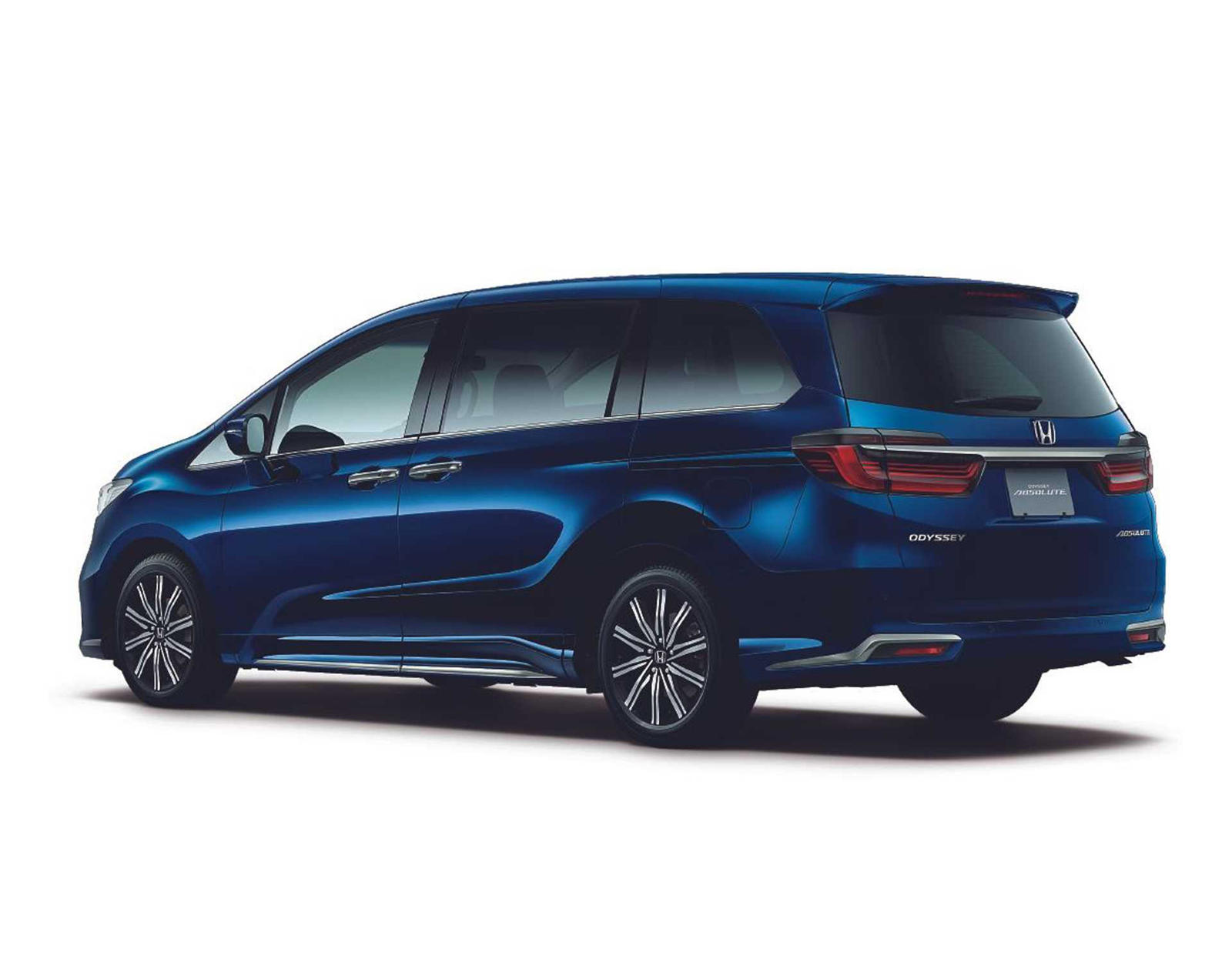 Carbon-Clad Honda Odyssey Shows Minivans Don't Have To Be Boring | CarBuzz