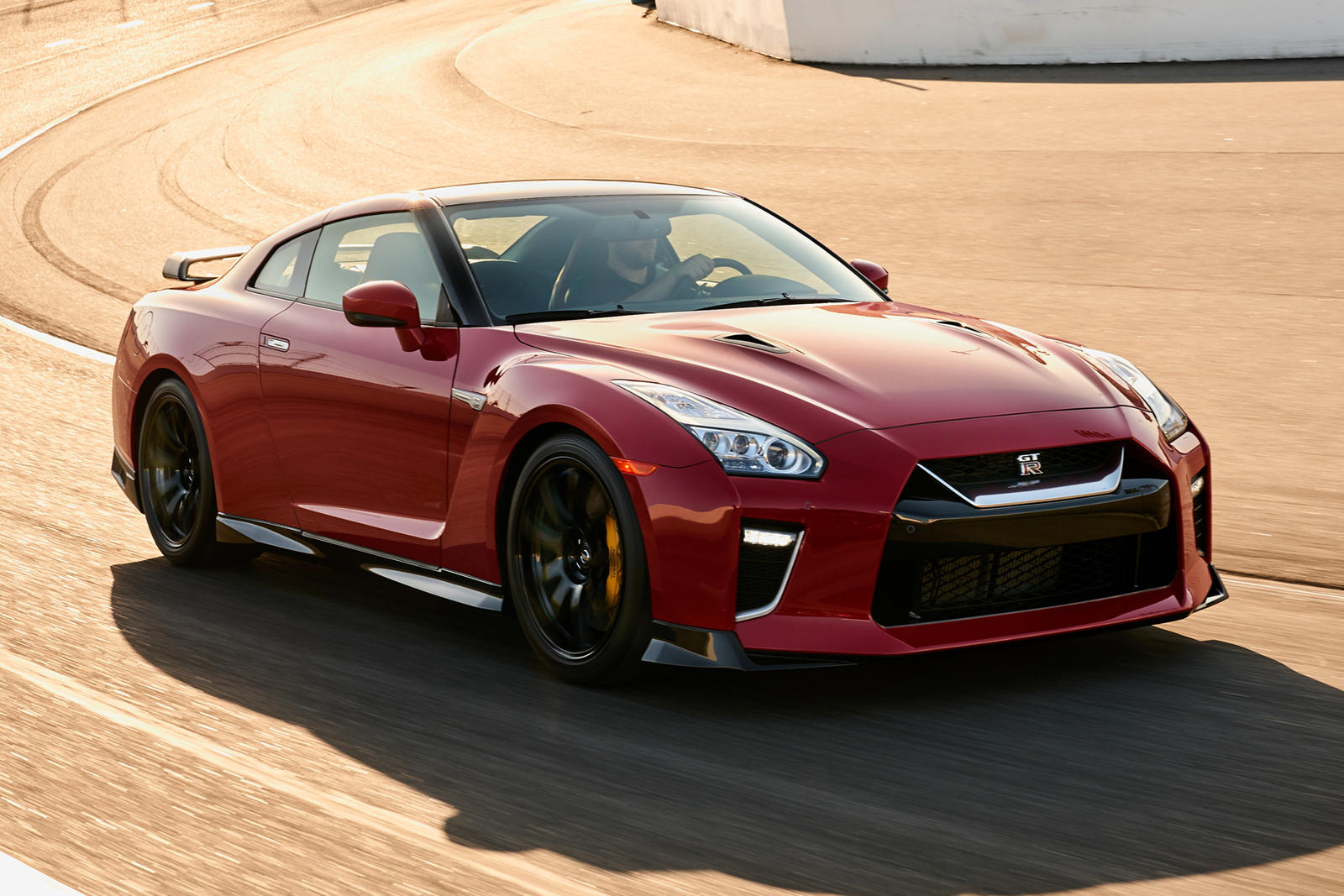 New Nissan GT-R Coming In 2022 With Hybrid Power | CarBuzz