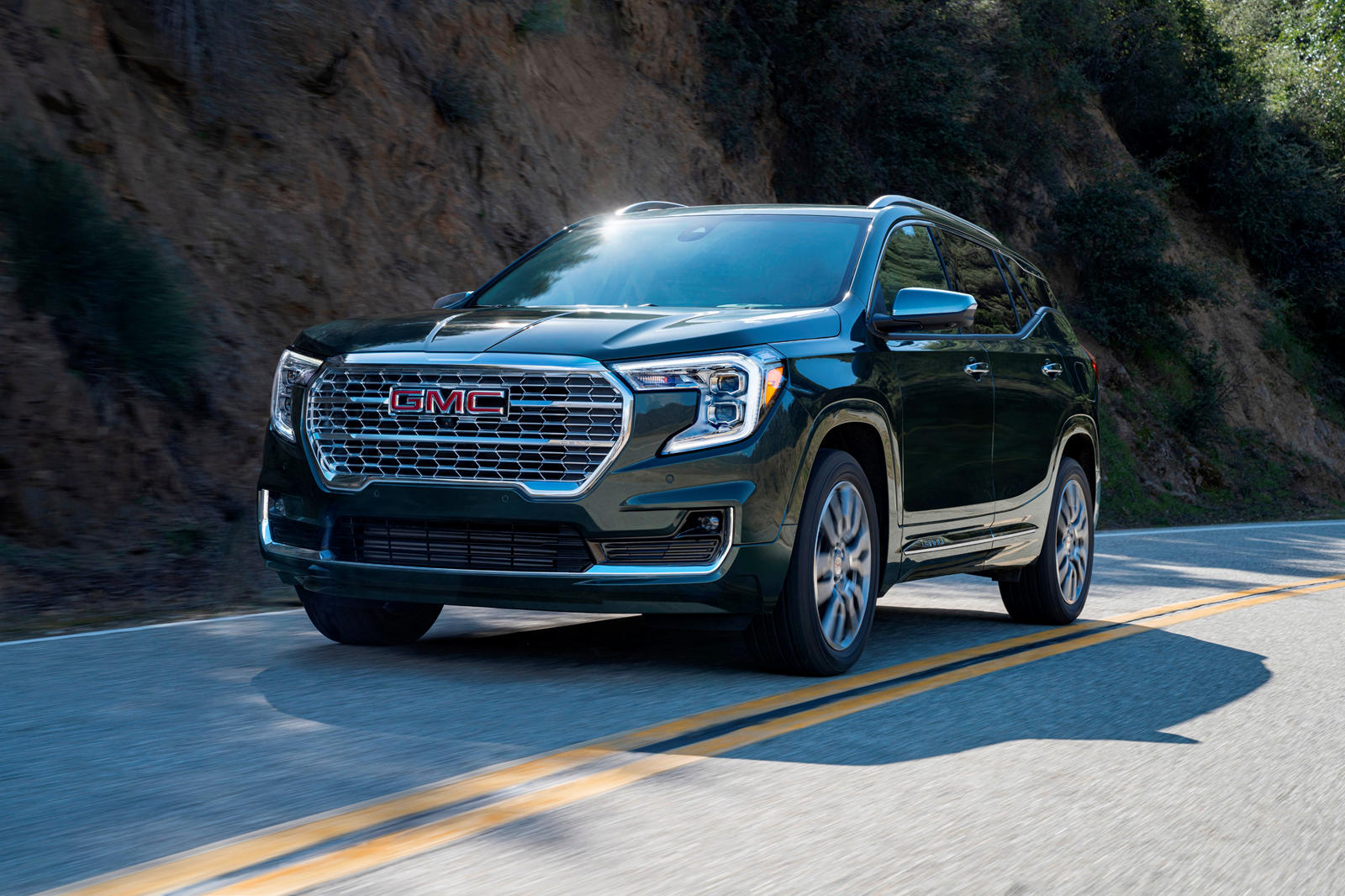 2022 GMC Terrain Gets Rugged AT4 Trim But Loses An Engine CarBuzz
