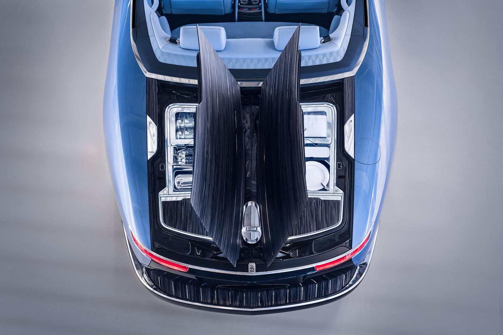 Meet The Rolls-Royce Boat Tail: A Coachbuilt Creation Unlike Any Other | CarBuzz
