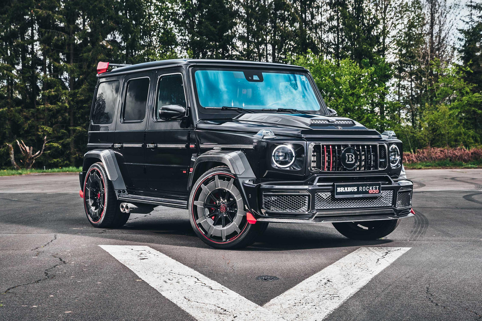 Brabus 900 Rocket Is The Most Extreme Mercedes Amg G63 Ever Made Carbuzz