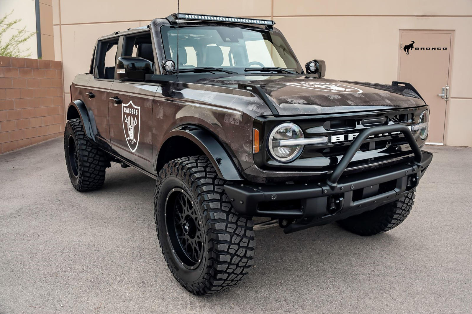 The Ford Bronco Badlands Raiders Edition Is One Of A Kind Carbuzz