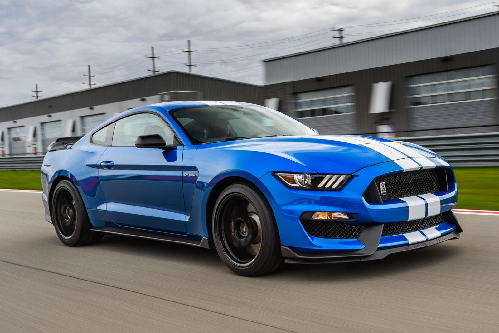 Mustang Shelby GT350 Owners Taking Ford To Court | CarBuzz