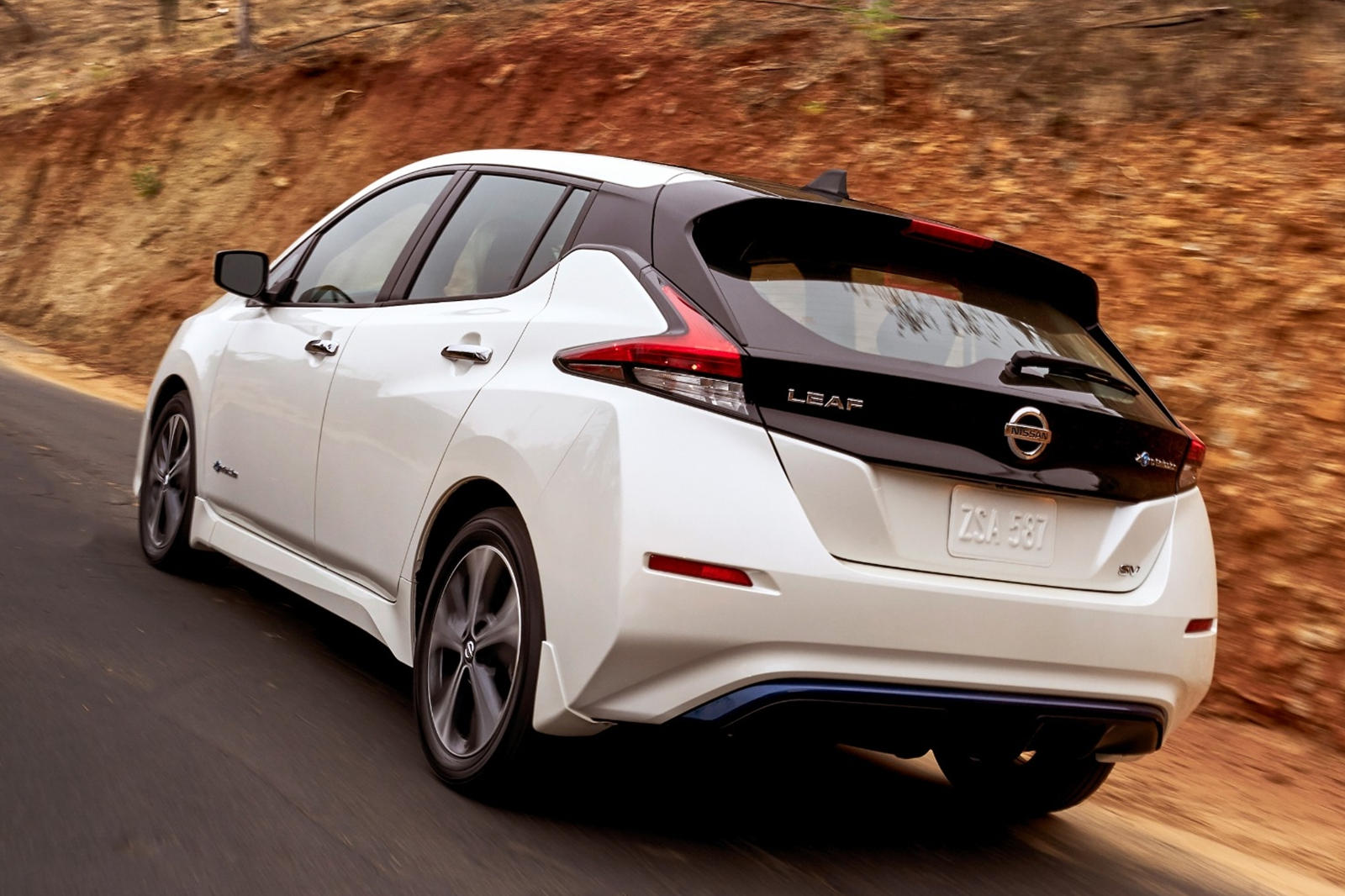 2022 Nissan Leaf Is An Amazing EV Bargain CarBuzz