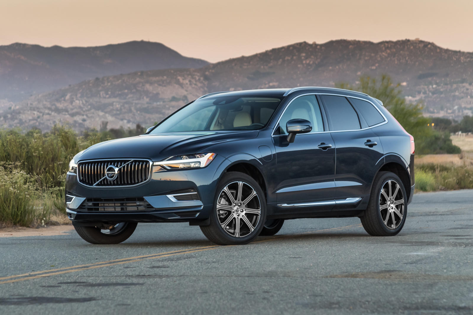 volvo-xc60-recharge-t8-polestar-engineered-plug-in-hybrid-for-sale