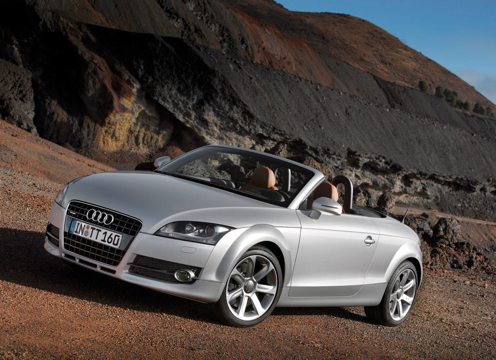 2008 Audi TT Roadster Front Angle View