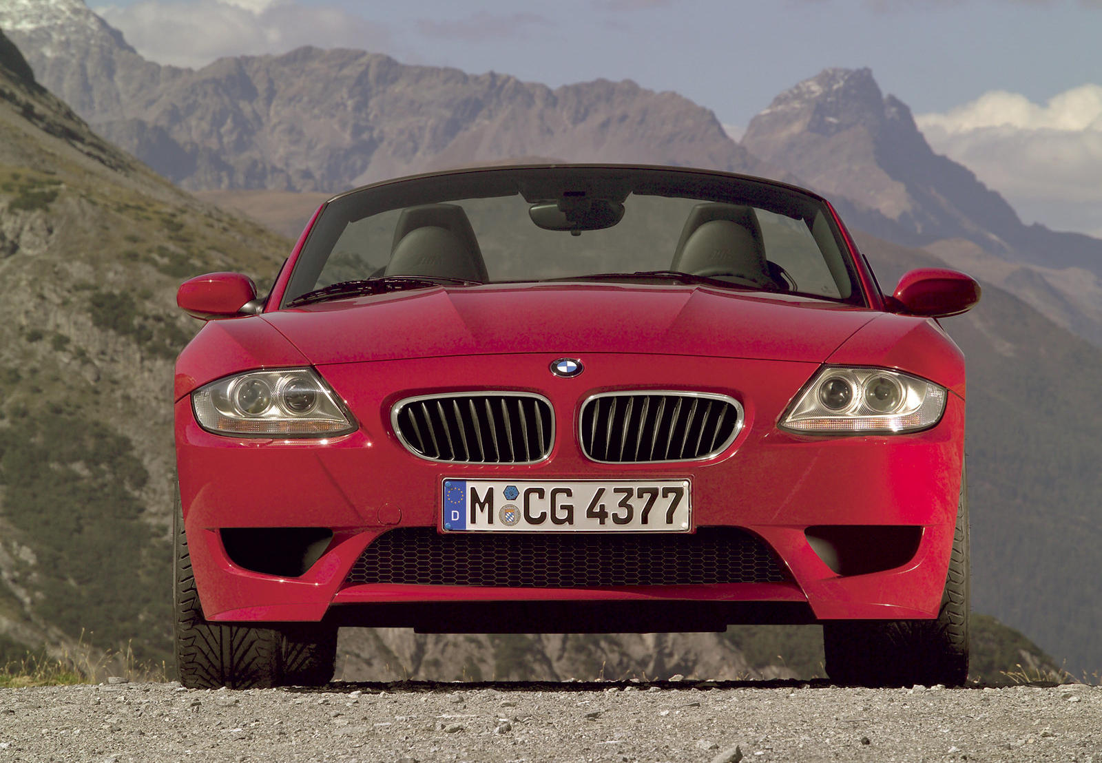 2008 BMW Z4 M Roadster Front View