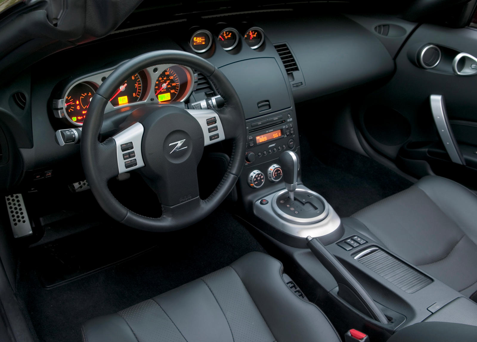 2008 Nissan 350Z Coupe Dashboard