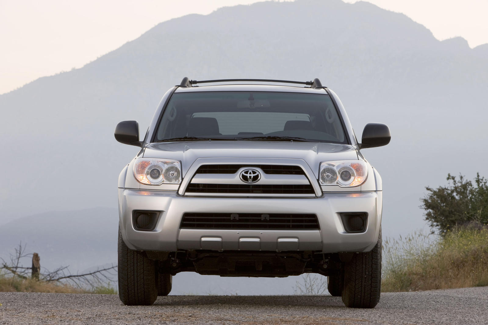 2008 Toyota 4Runner Front View