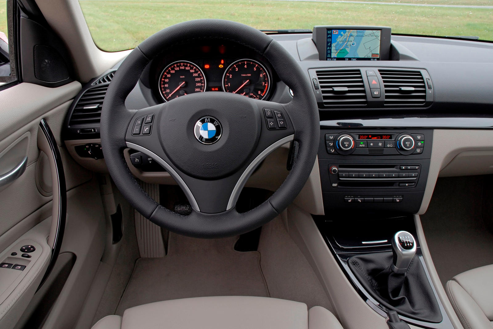 Approval brand Diversity 2009 BMW 1 Series Coupe Interior Photos | CarBuzz