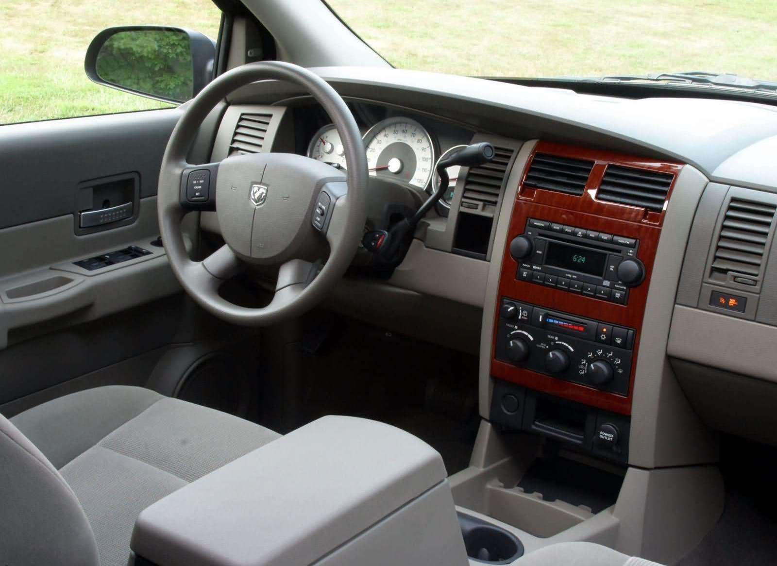 2009 Dodge Durango: Review, Trims, Specs, Price, New Interior Features