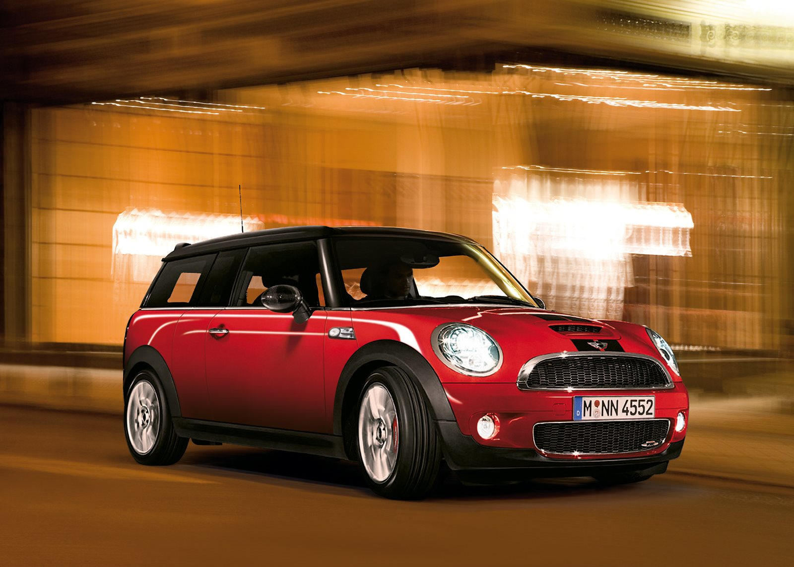 2009 Mini John Cooper Works Clubman Front View Driving