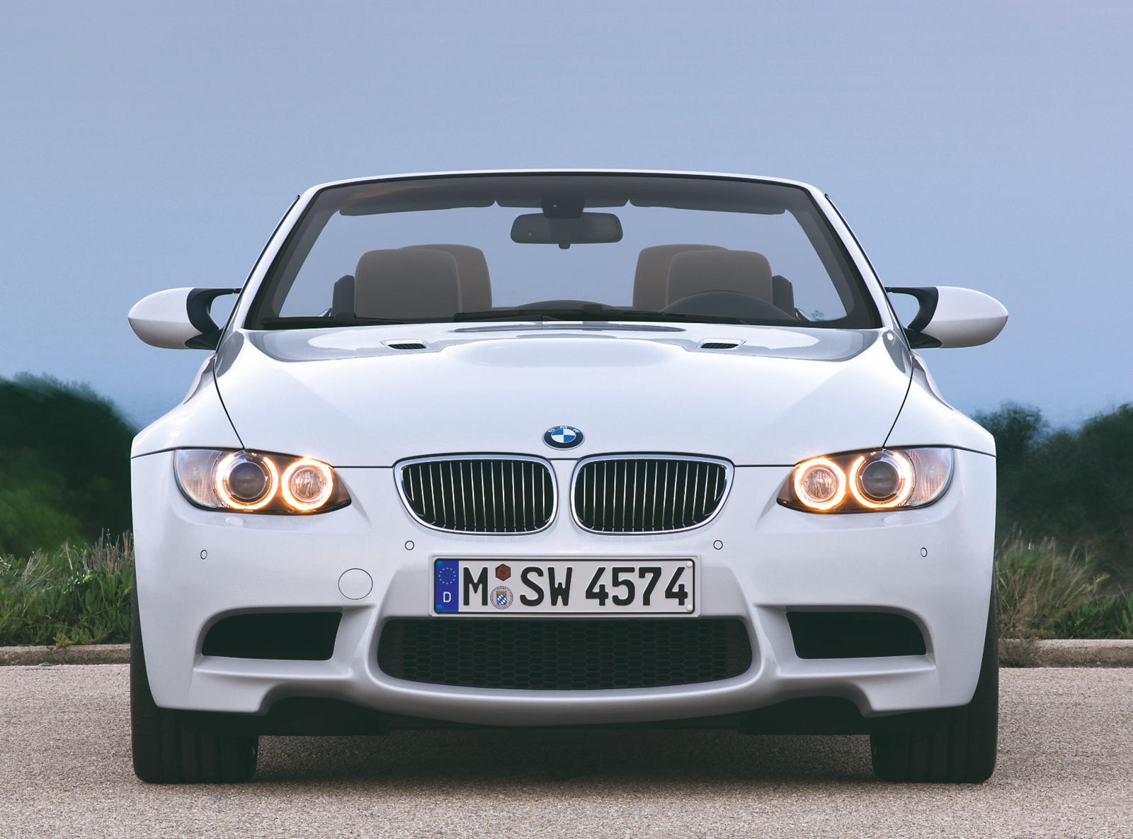 2010 BMW M3 Convertible Front View