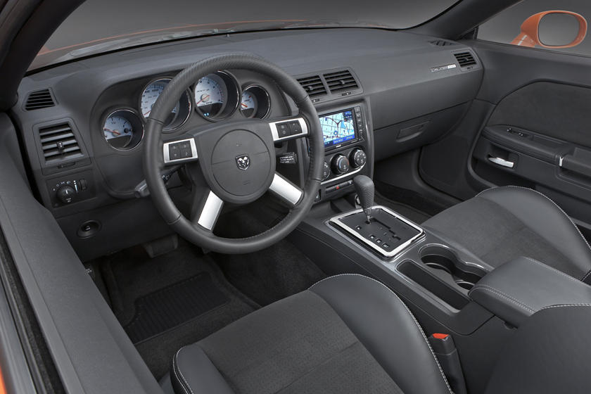 2011 Dodge Challenger Srt8 Interior Photos Carbuzz