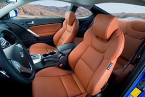 2011 Hyundai Genesis Coupe Interior Photos Carbuzz