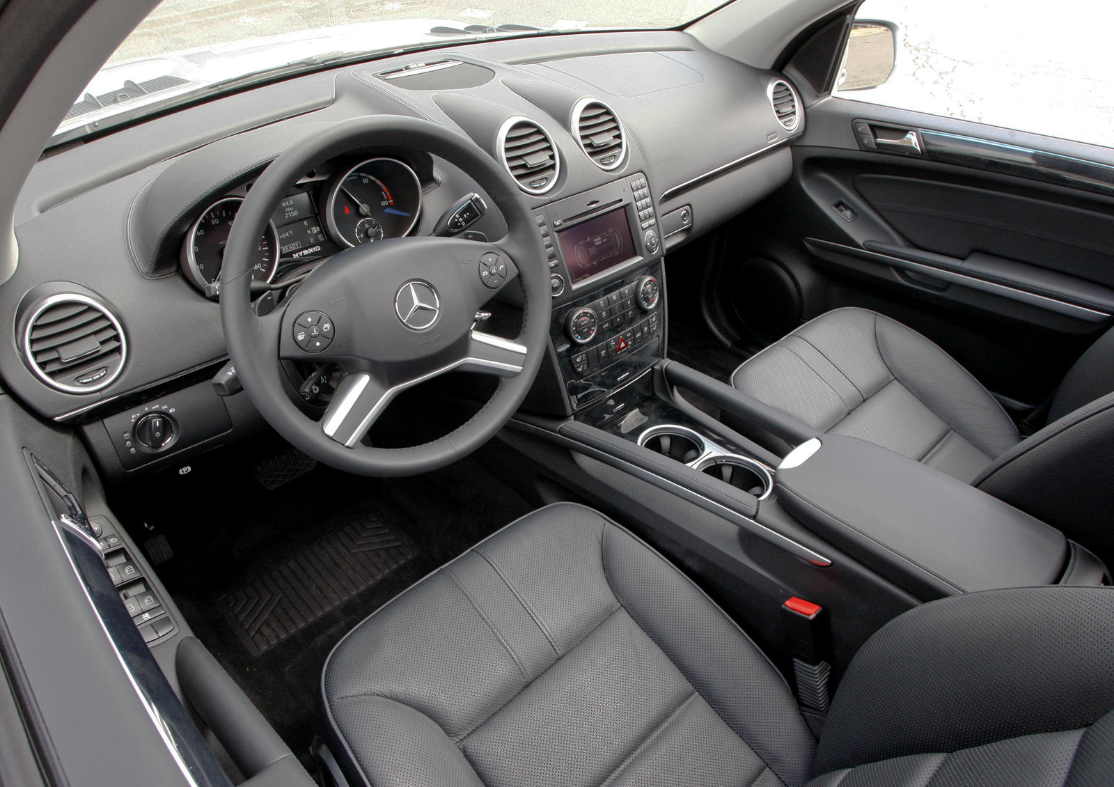 2011 Mercedes-Benz M-Class Hybrid Dashboard