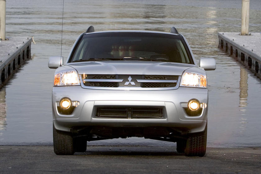 2011 Mitsubishi Endeavor Front View