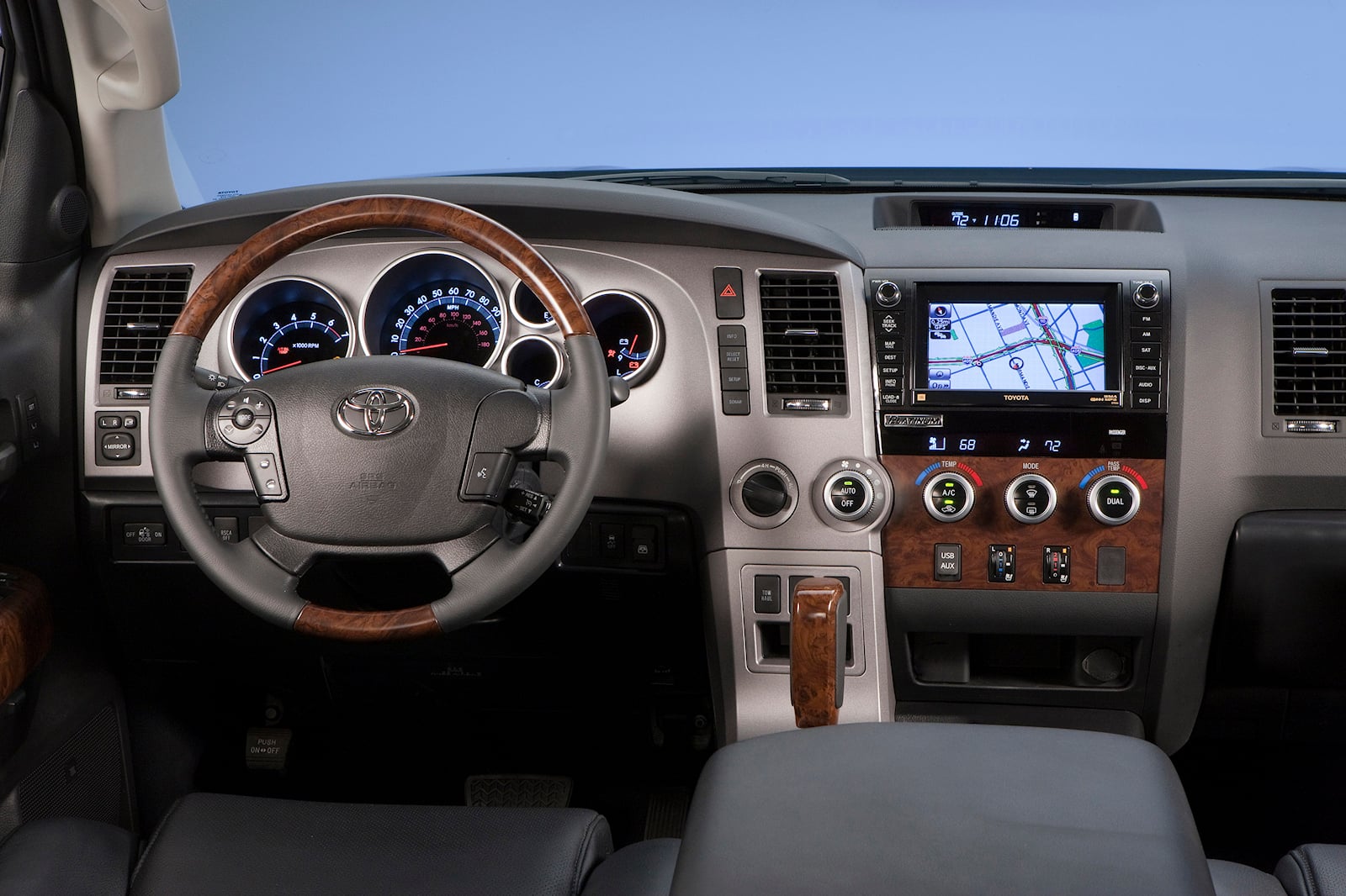 2011 Toyota Tundra Central Console