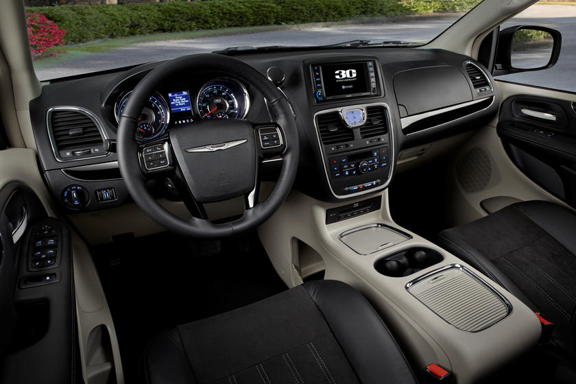 2012 Chrysler Town & Country Interior Photos CarBuzz