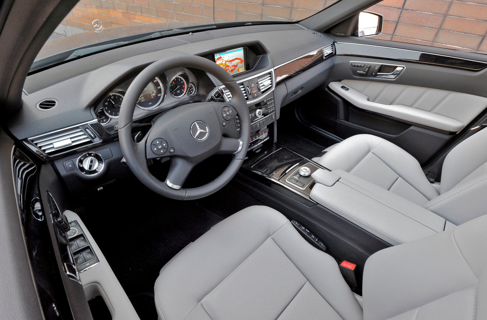 2012 Mercedes-Benz E-Class Wagon Dashboard