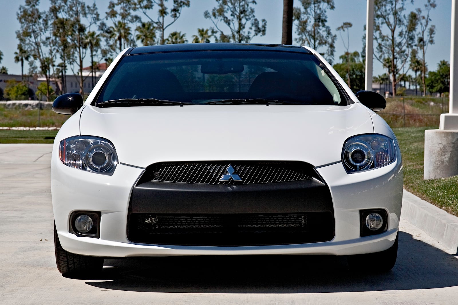 2012 Mitsubishi Eclipse Coupe Front View