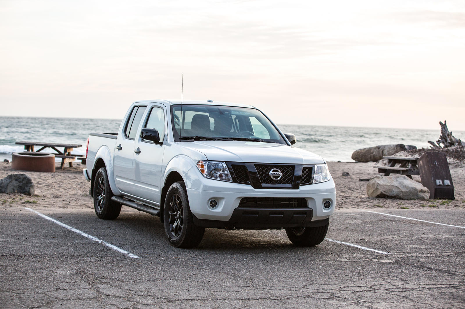 2012 Nissan Frontier Front Angle View