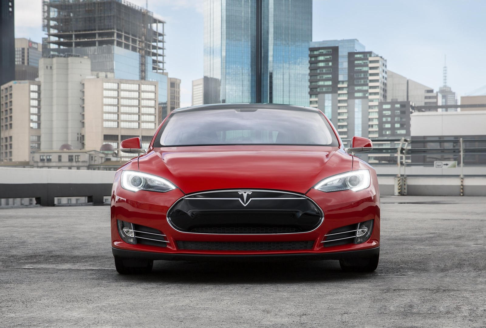 2012 Tesla Model S Front View
