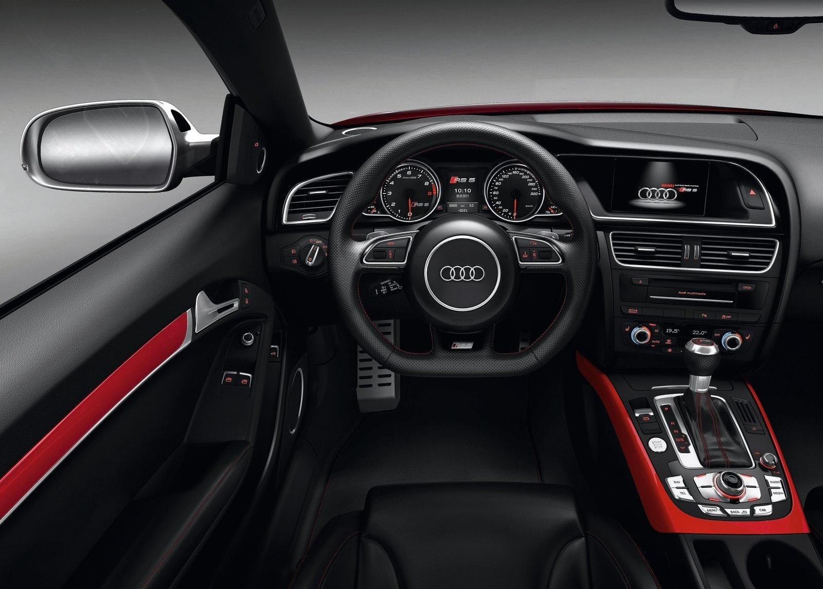 2013 Audi RS5 Coupe Steering Wheel
