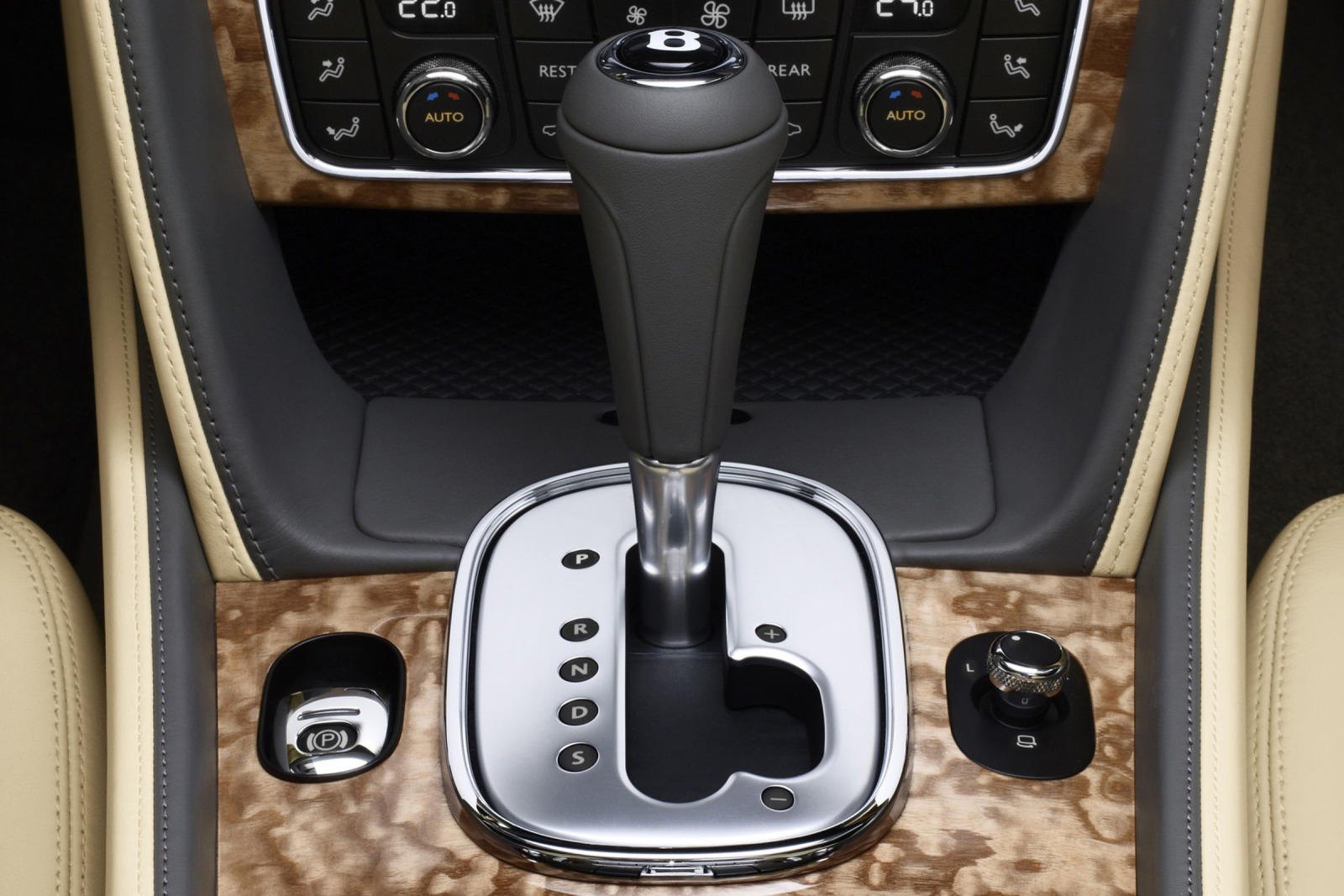 2014 Bentley Continental GT V8 Convertible SCBGT3ZA4EC094895 | Park Place  LTD Bellevue, WA