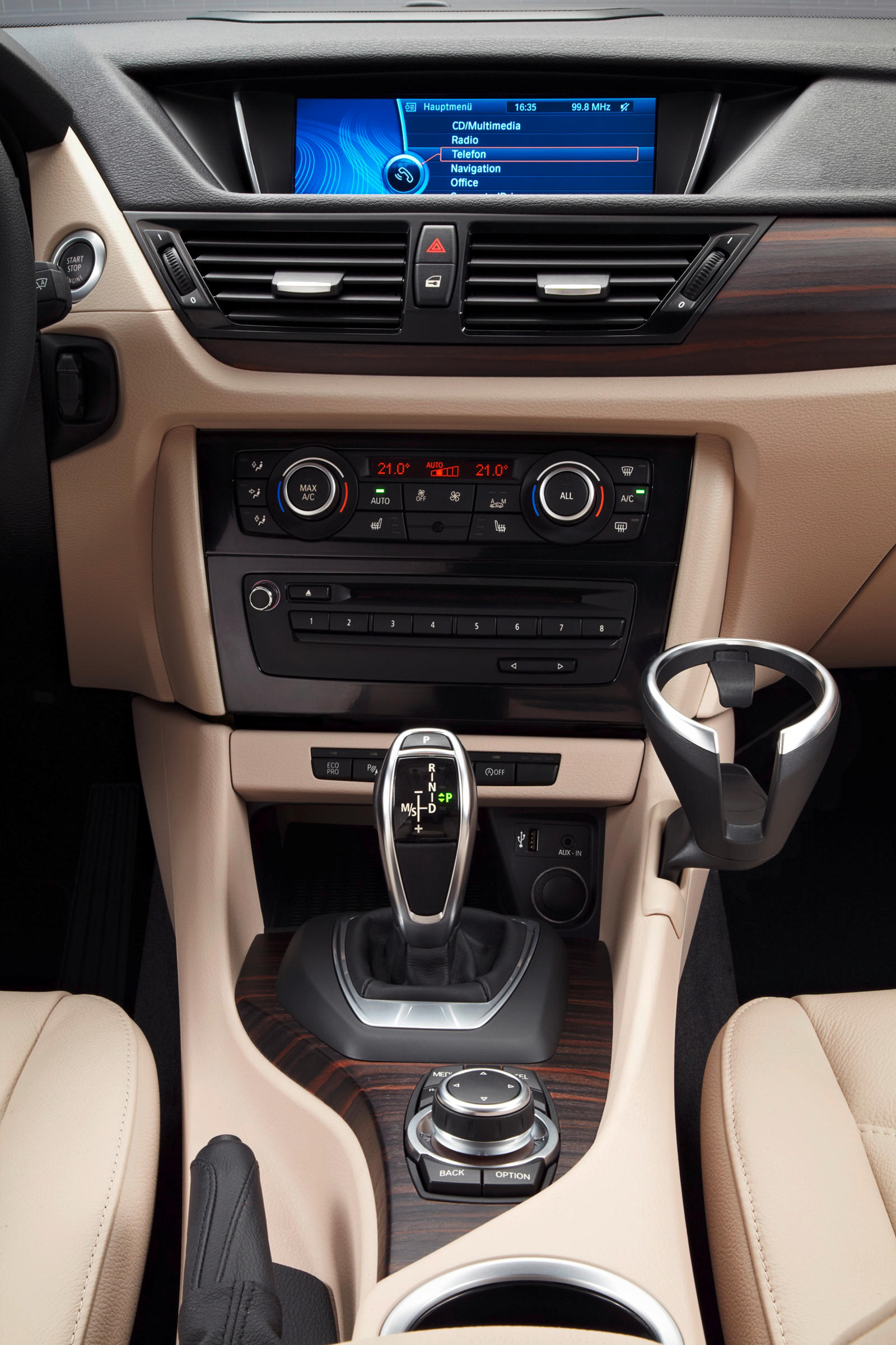 2014 BMW X1 Interior, Cargo Space & Seating | U.S. News