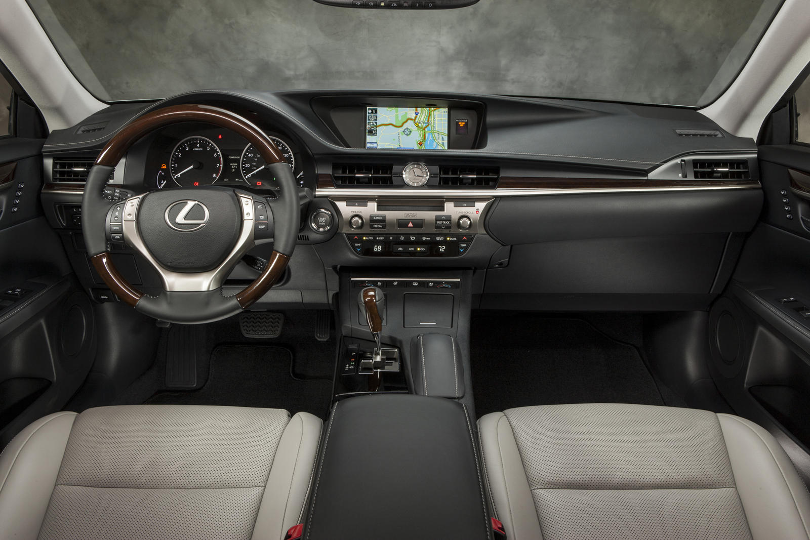 2014 Lexus ES Infotainment System