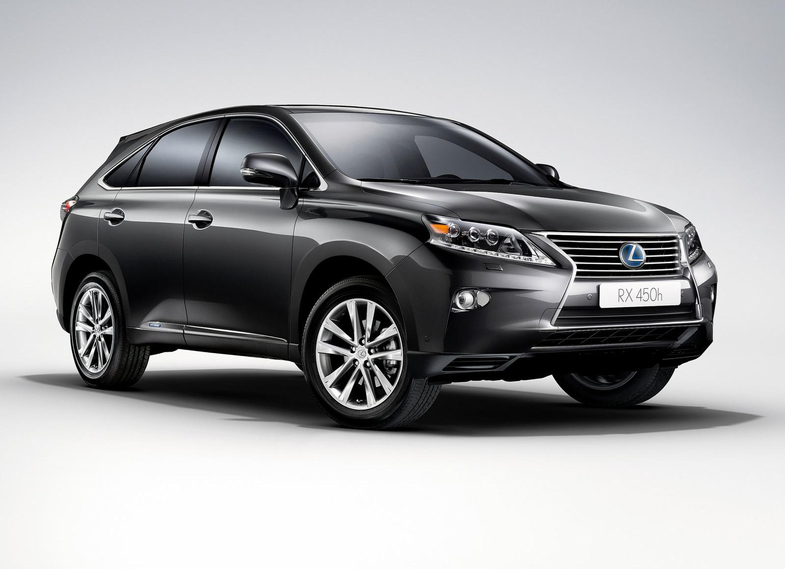 2014 Lexus RX Hybrid Front Angle View