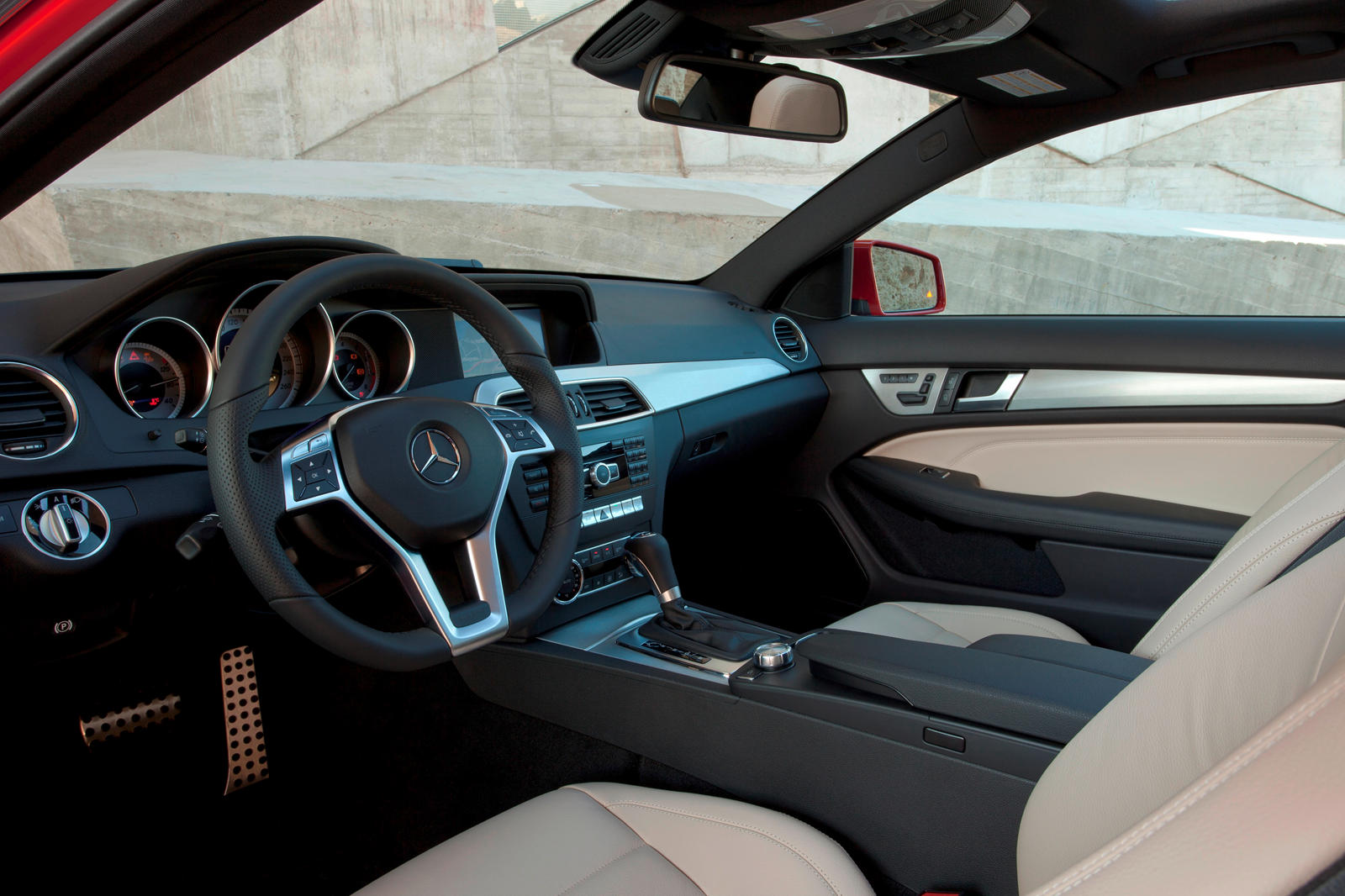 2014 Mercedes-Benz C-Class Coupe Dashboard