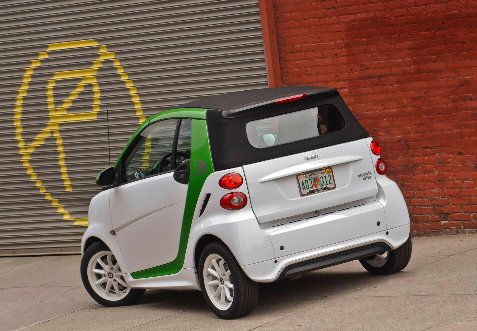 2014 smart fortwo Electric Drive Cabrio Exterior Photos