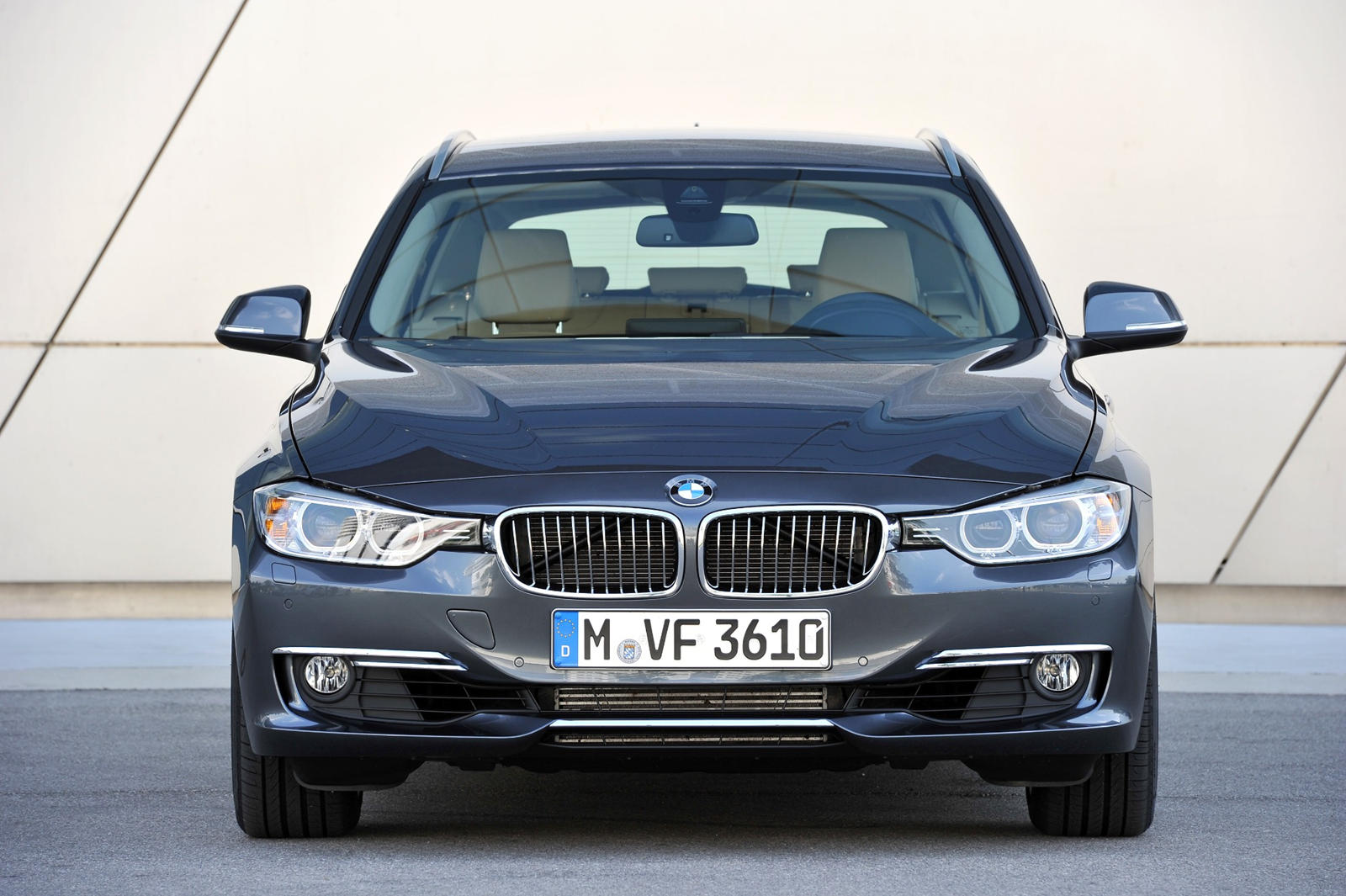 2015 BMW 3 Series Wagon Front View