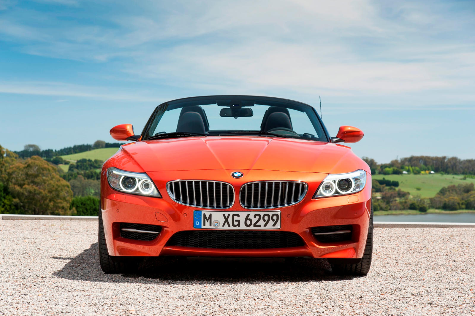 2015 BMW Z4 Roadster Front View