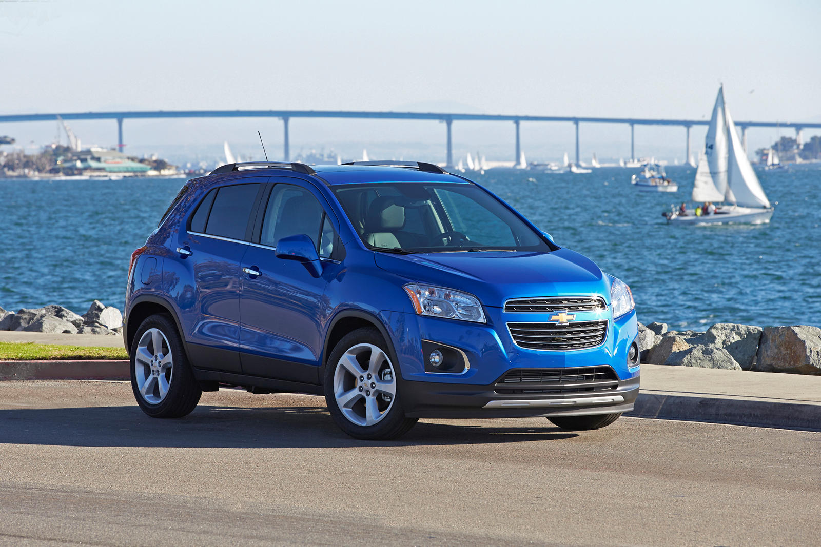 2015 Chevrolet Trax Front Angle View