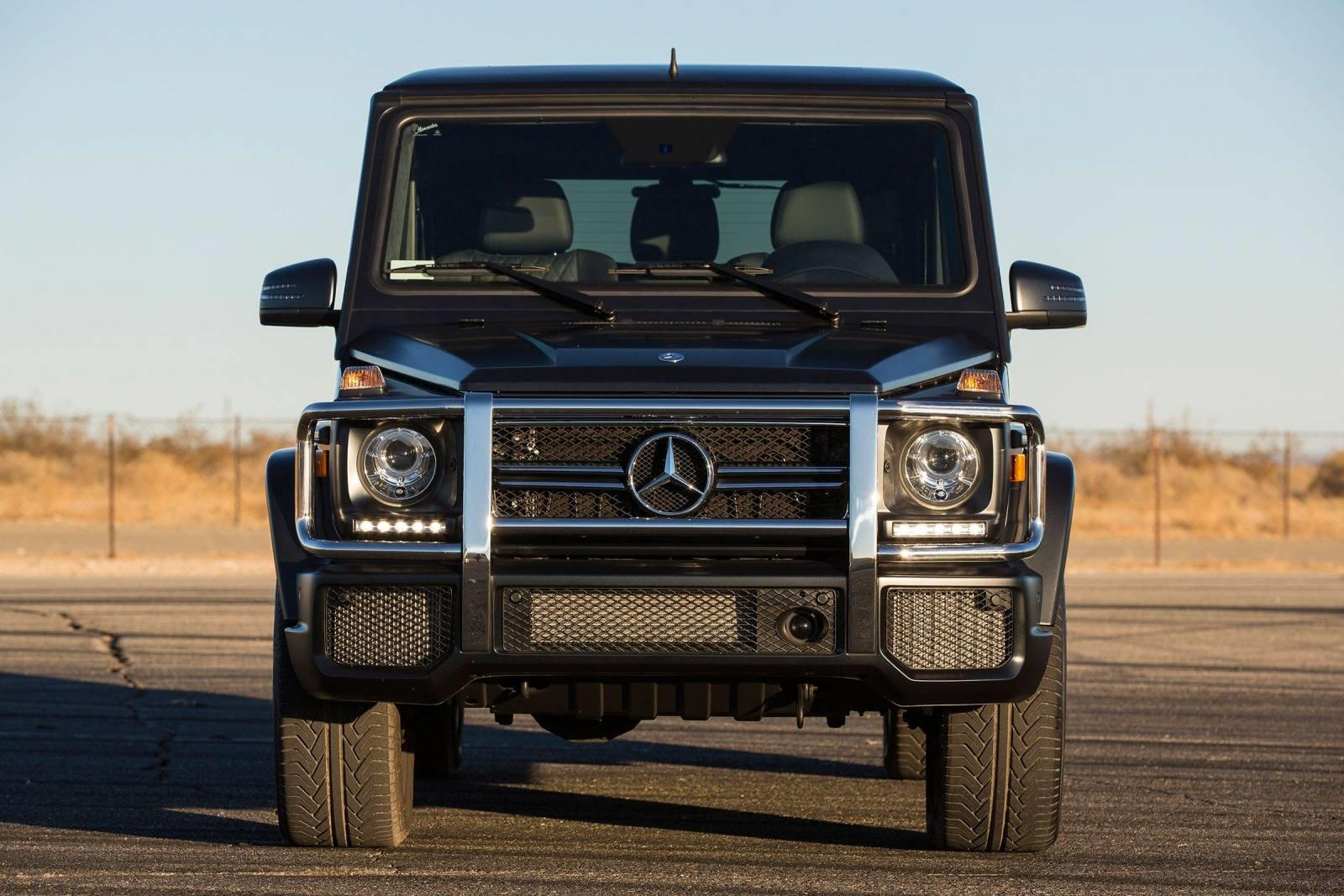 2015 Mercedes-AMG G63 Front View