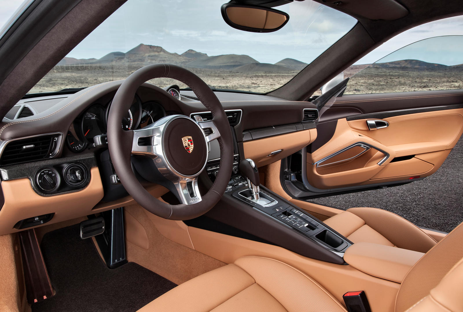 2015 Porsche 911 Turbo Dashboard