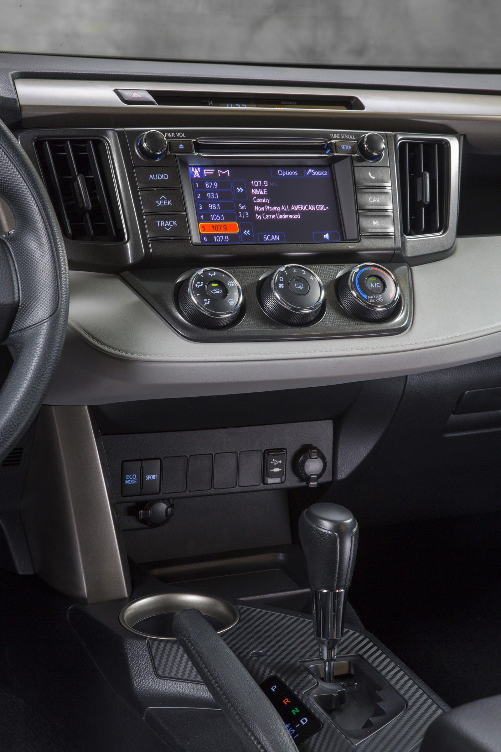 2015 Toyota RAV4 Climate Control