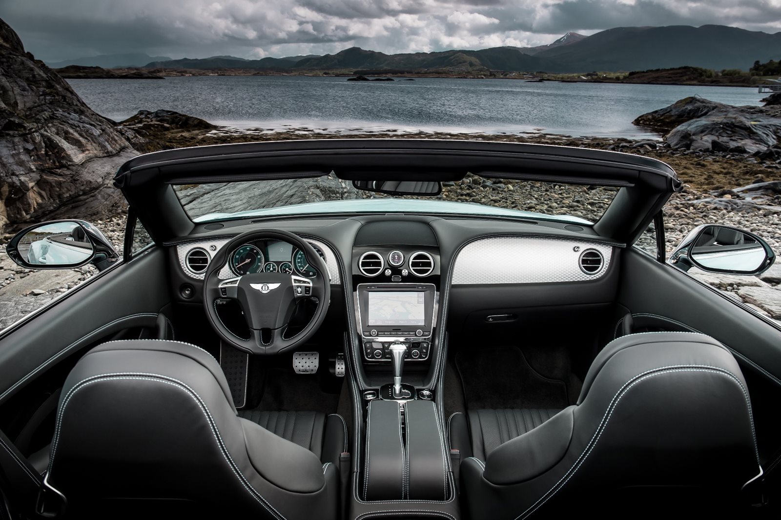 2016 Bentley Continental GT Convertible Dashboard