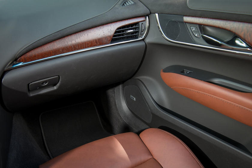 2016 Cadillac Ats Coupe Interior Photos Carbuzz