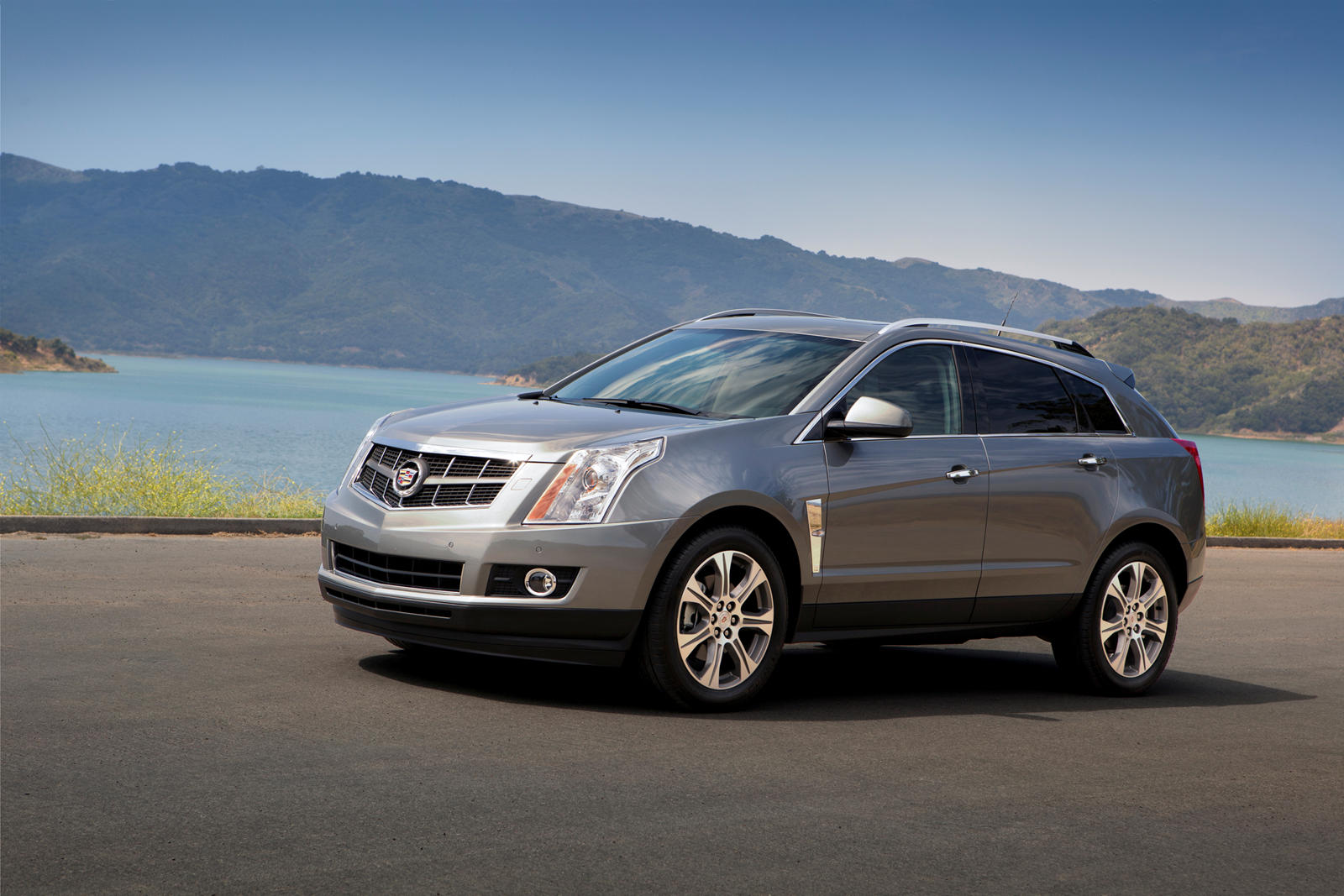 2016 Cadillac SRX: Review, Trims, Specs, Price, New Interior Features