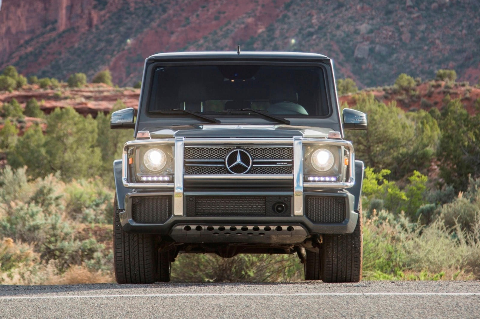 2016 Mercedes-AMG G65 Front View