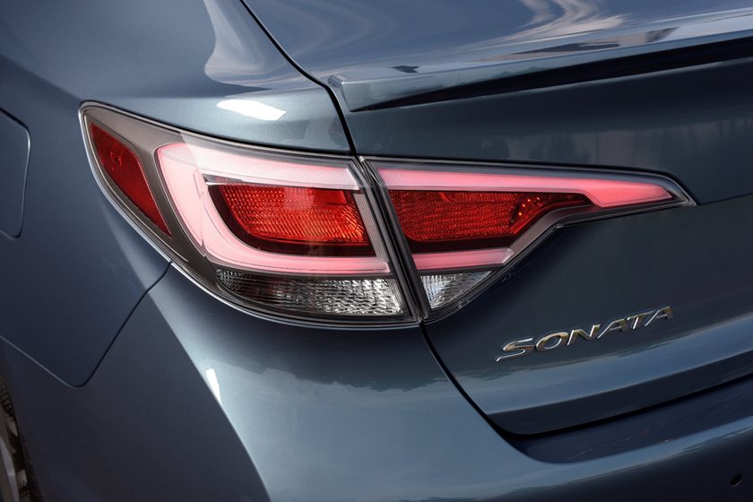  Revisión de Hyundai Sonata Hybrid, adornos, especificaciones, precio, nuevas características interiores, diseño exterior y especificaciones