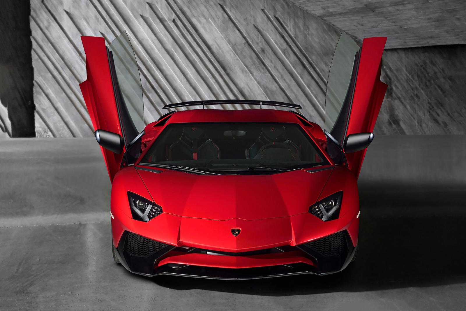 Lamborghini Aventador SV review, price
