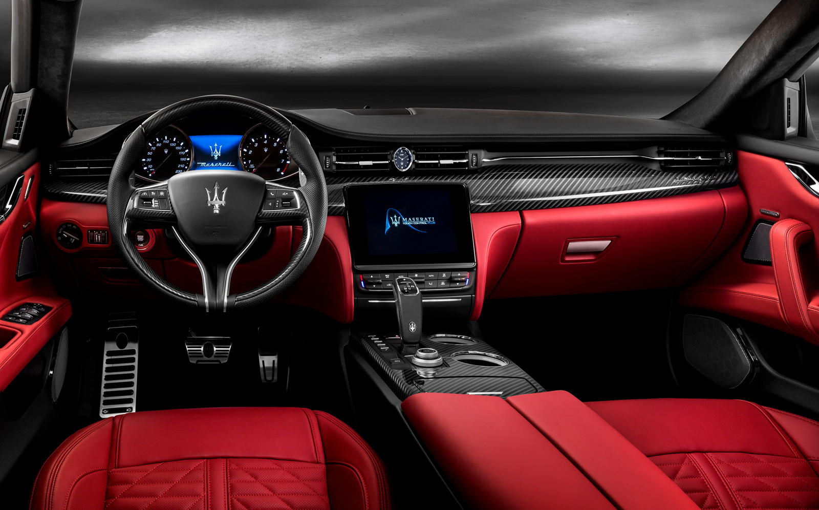 2017 Maserati Quattroporte Dashboard