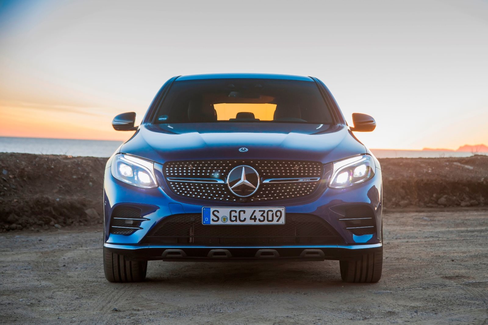 2017 Mercedes-AMG GLC 43 Coupe Front Angle View