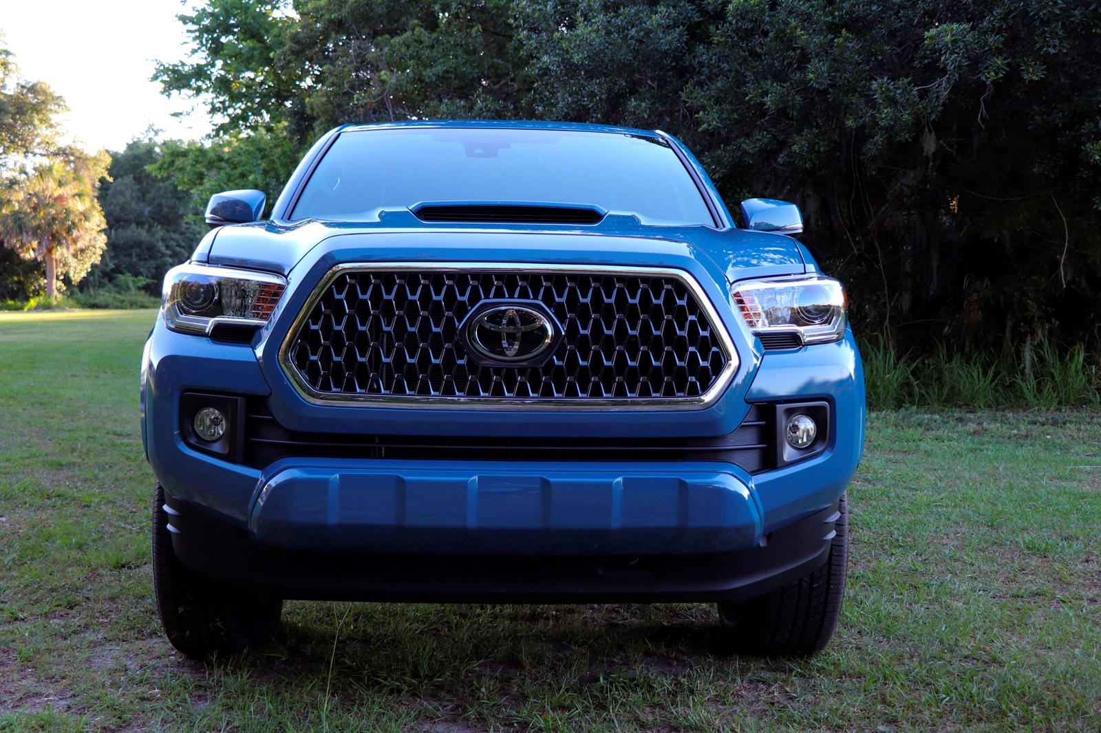 2017 Toyota Tacoma Front View